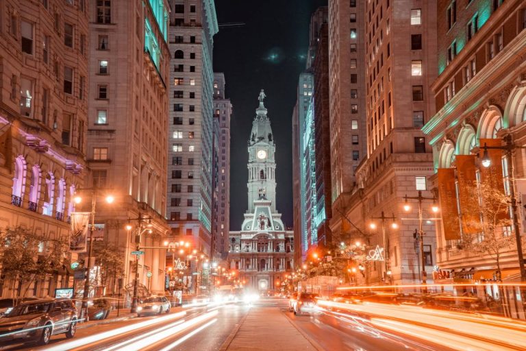 what-salary-do-you-need-to-live-in-philadelphia