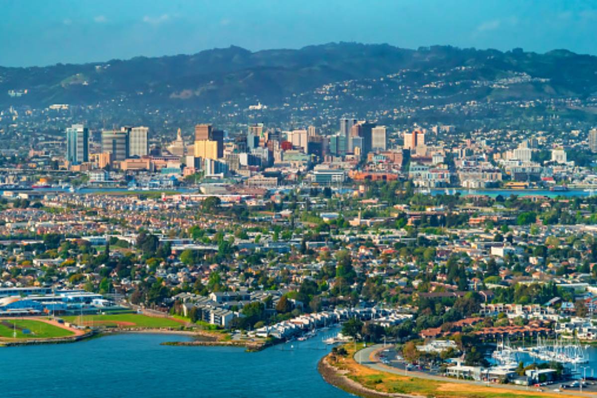 What Salary Do You Need To Live In Oakland CA 